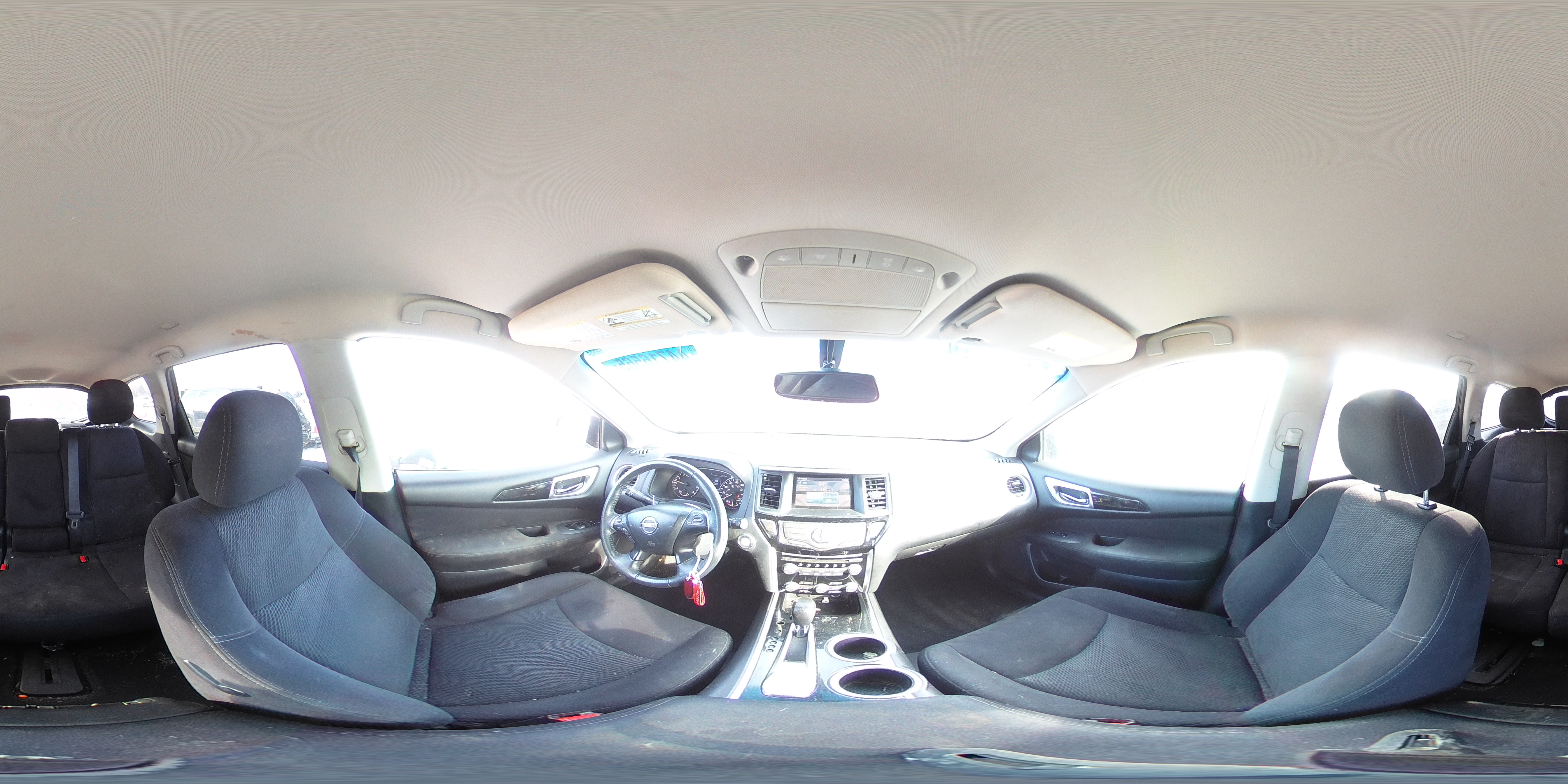 2015 Nissan Pathfinder - Image 14