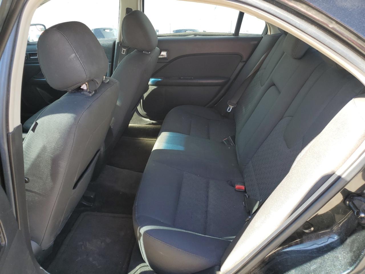 2012 Ford Fusion - Image 10