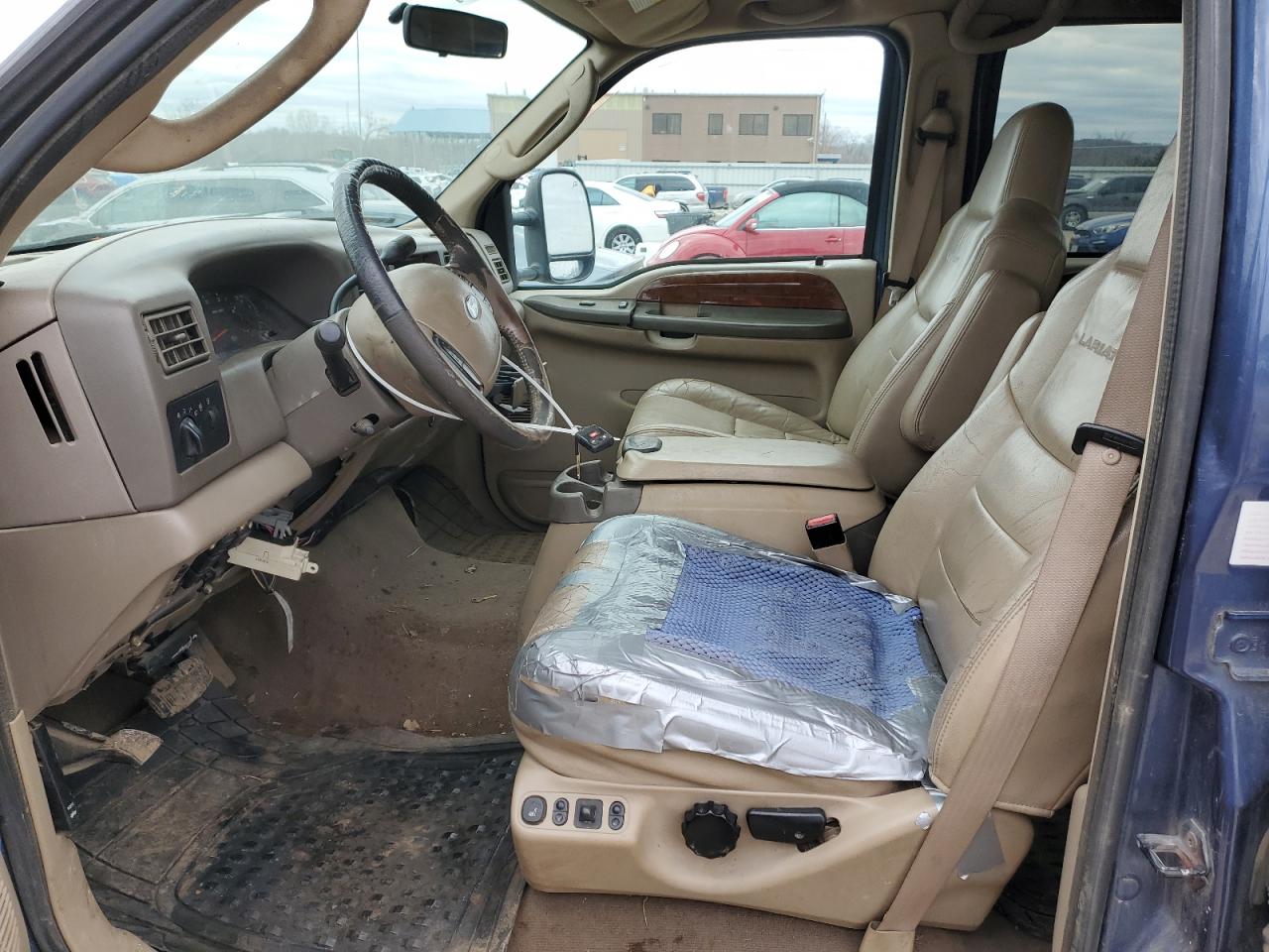 2004 Ford F250 - Image 7