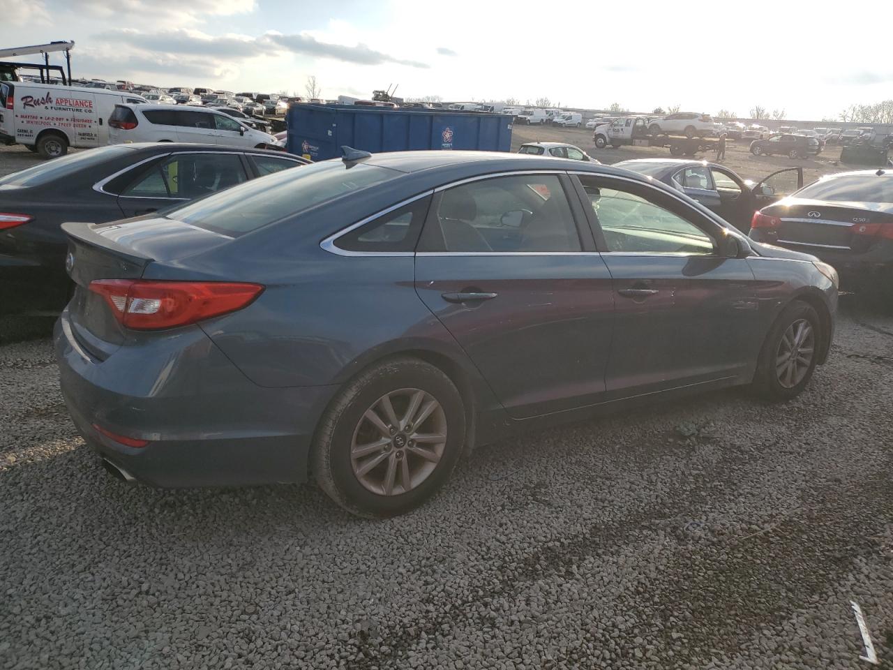 2016 Hyundai Sonata - Image 3