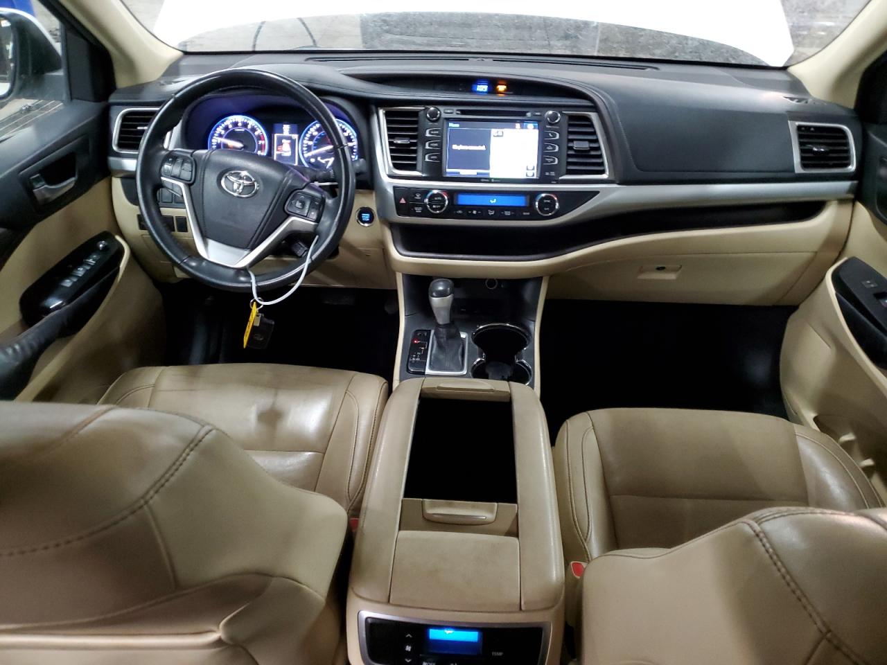 2014 Toyota Highlander - Image 8