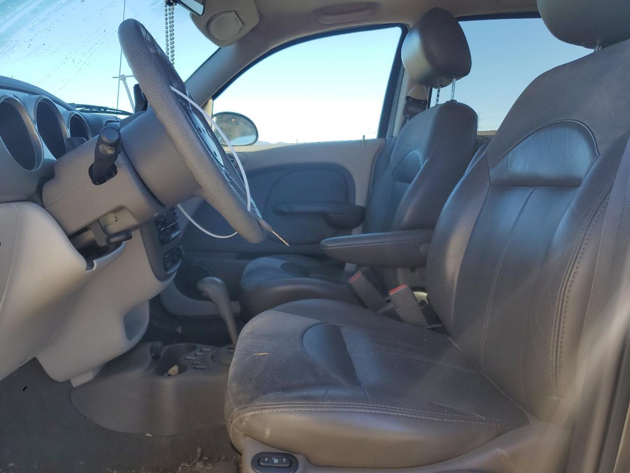 2002 Chrysler PT Cruiser - Image 7