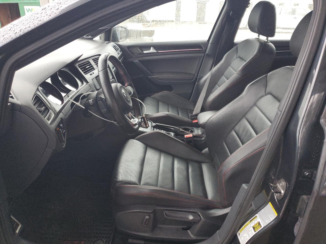 2015 Volkswagen GTI - Image 7