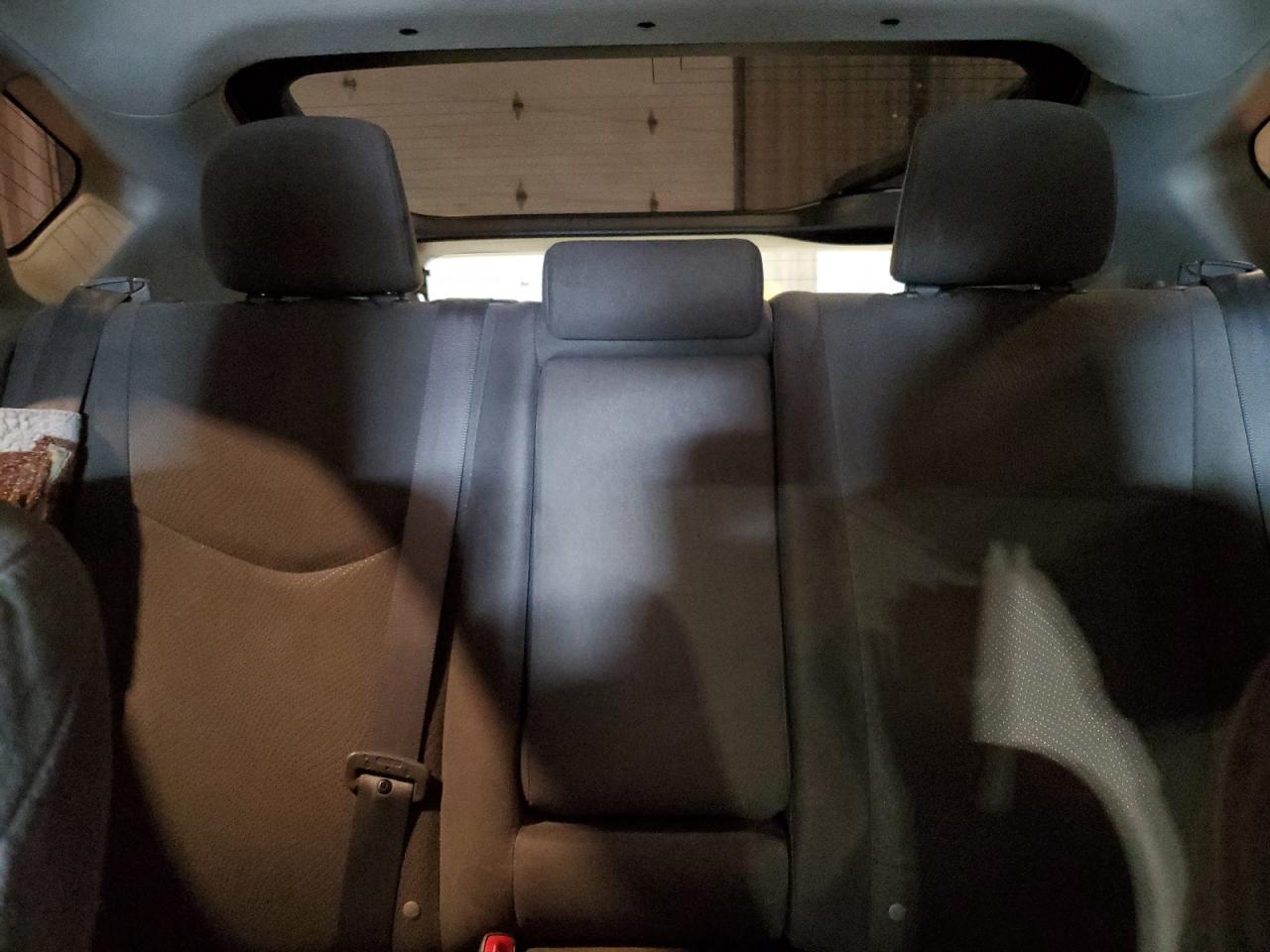 2015 Toyota Prius - Image 10