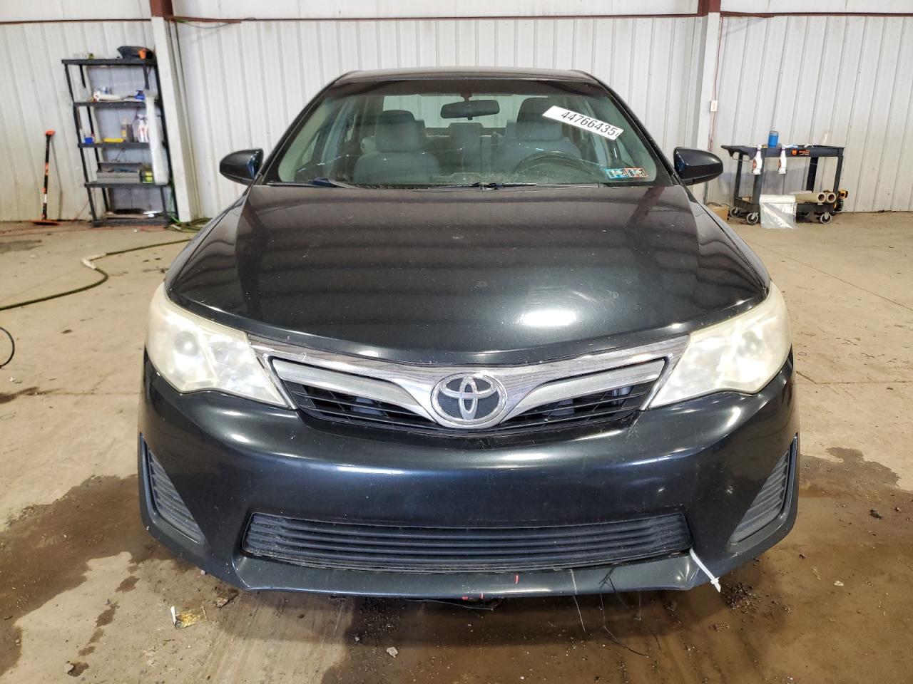 2012 Toyota Camry - Image 5