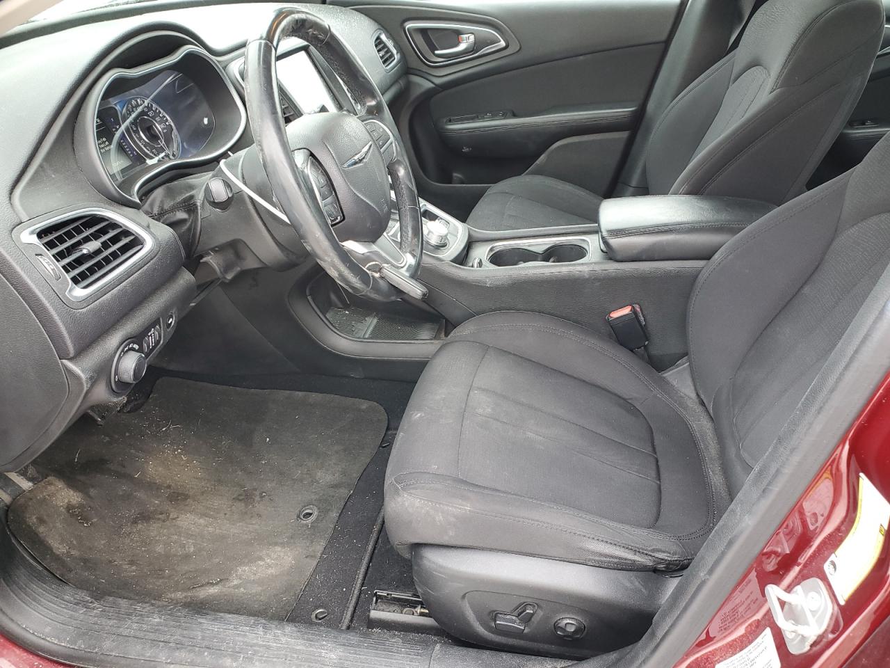 2015 Chrysler 200 - Image 7