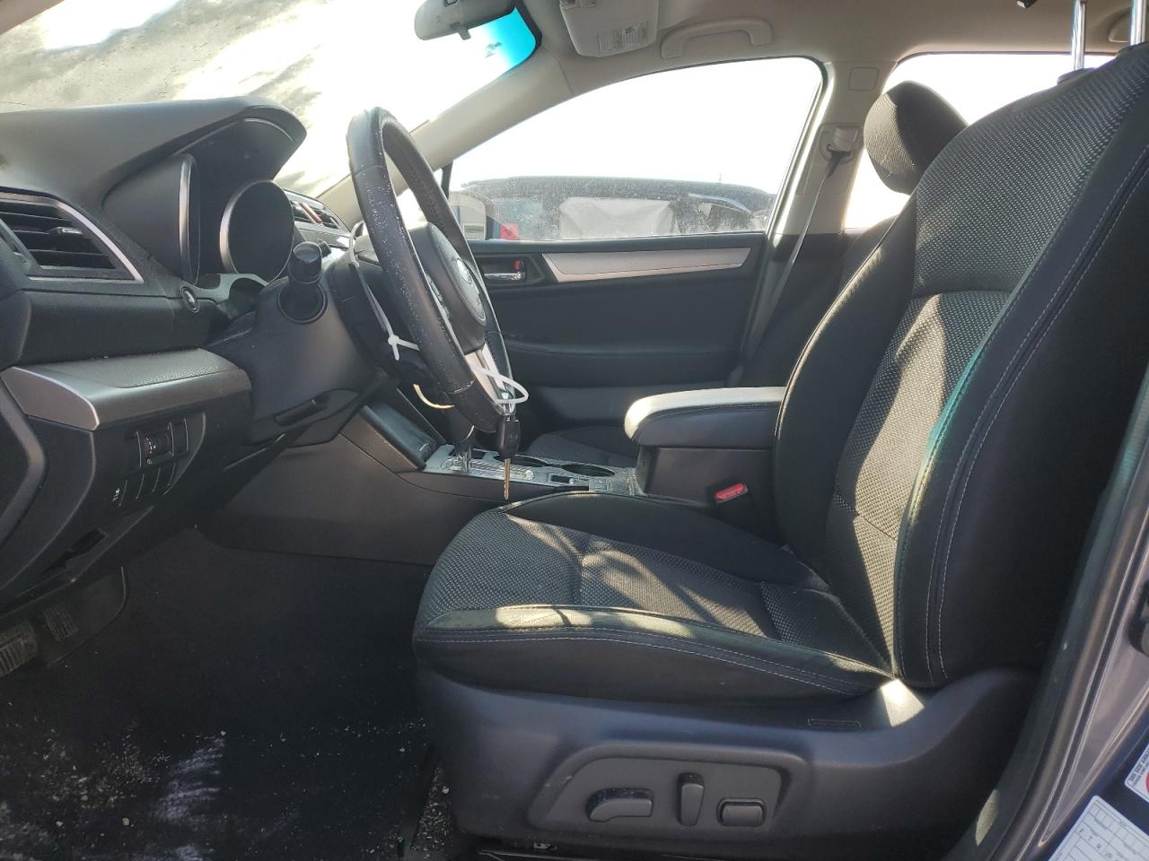 2015 Subaru Outback - Image 7