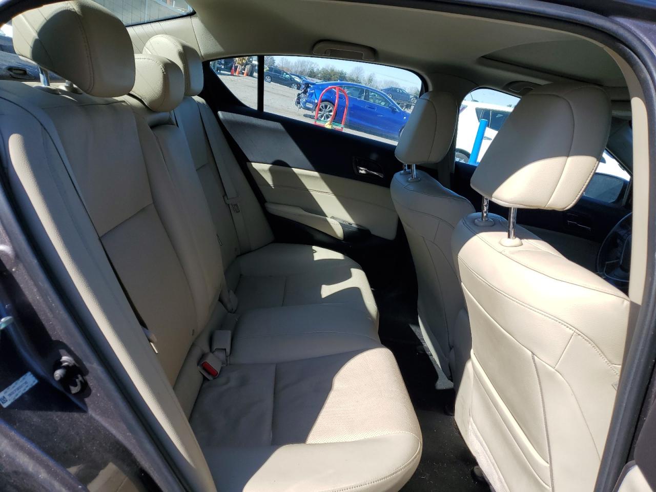2013 Acura ILX - Image 10