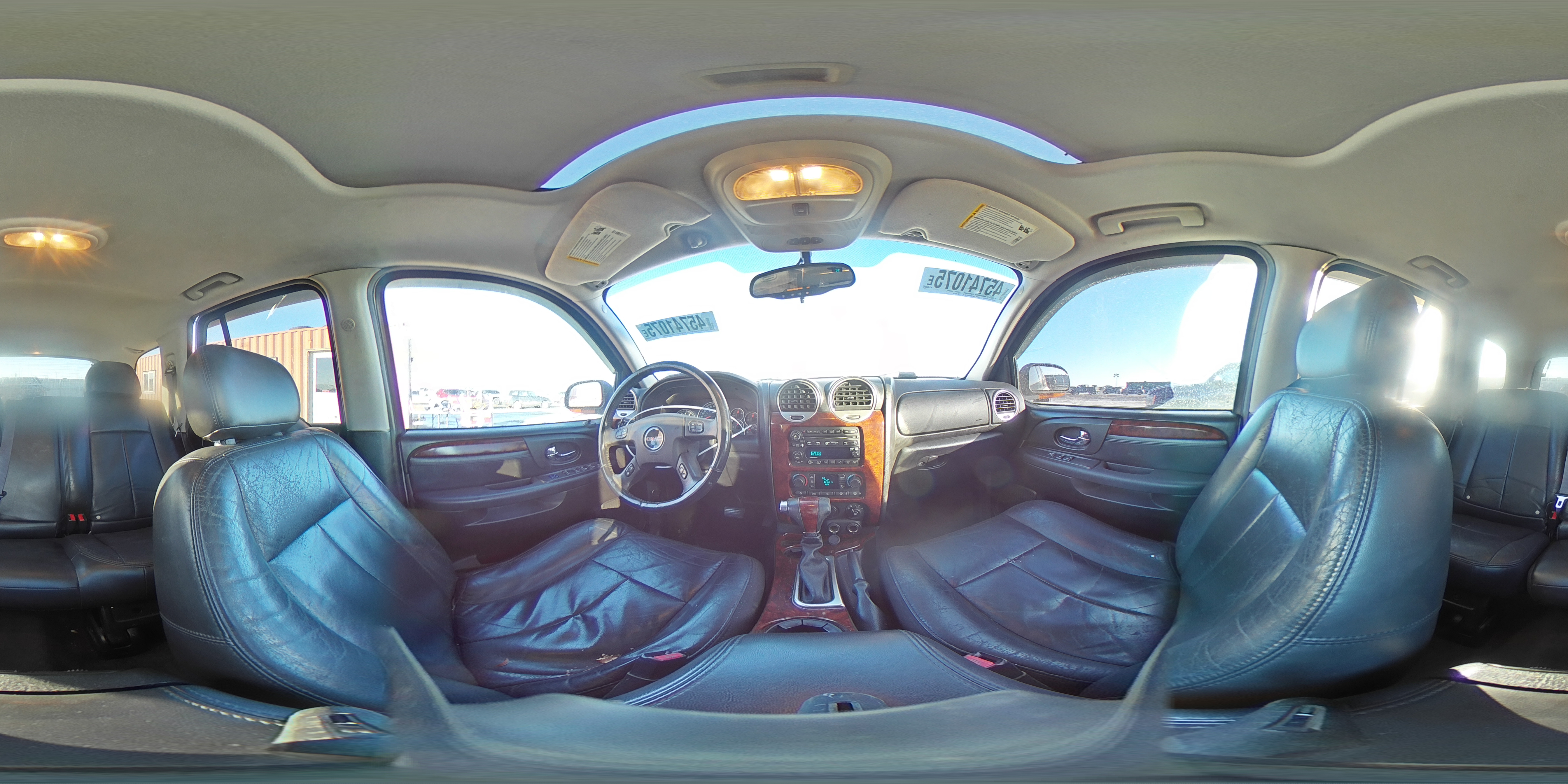 2005 GMC Envoy - Image 12