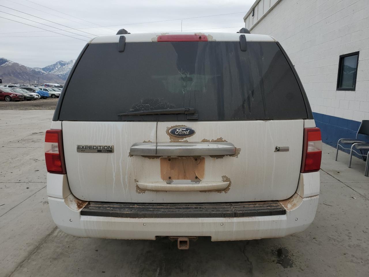 2011 Ford Expedition - Image 6