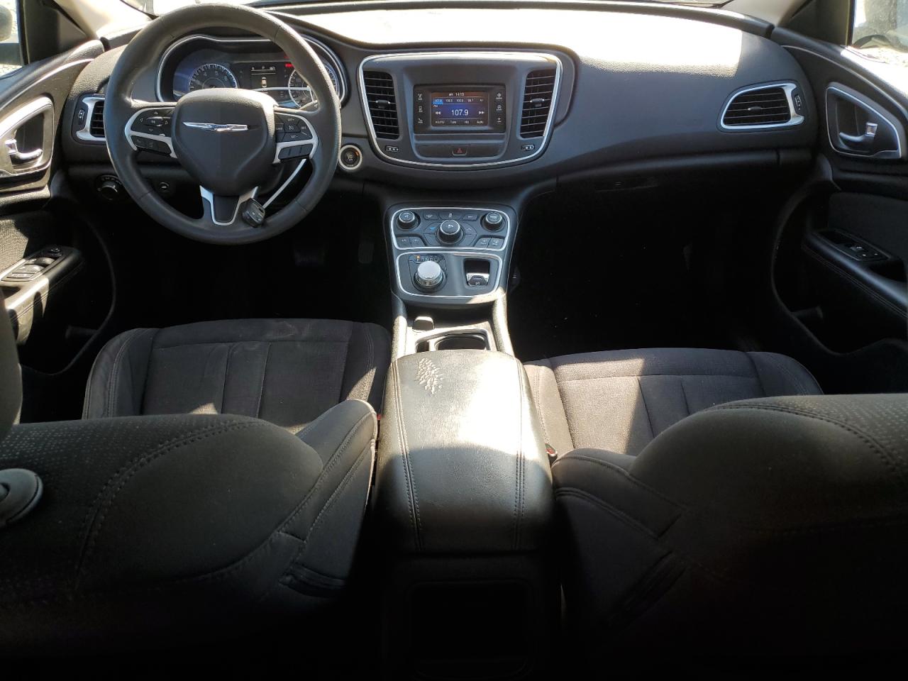 2015 Chrysler 200 - Image 8
