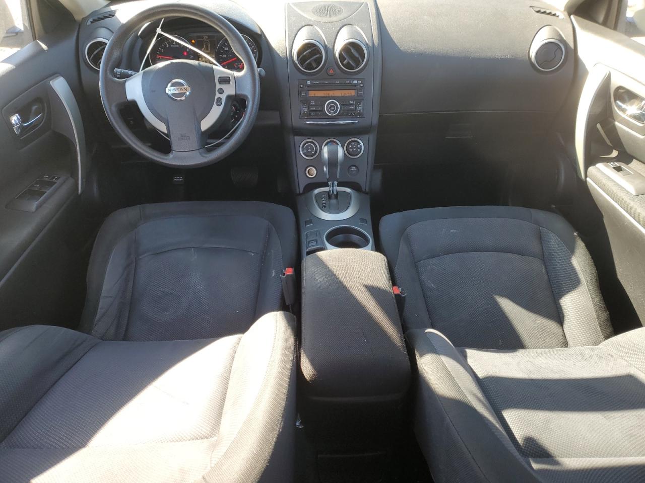 2013 Nissan Rogue - Image 8