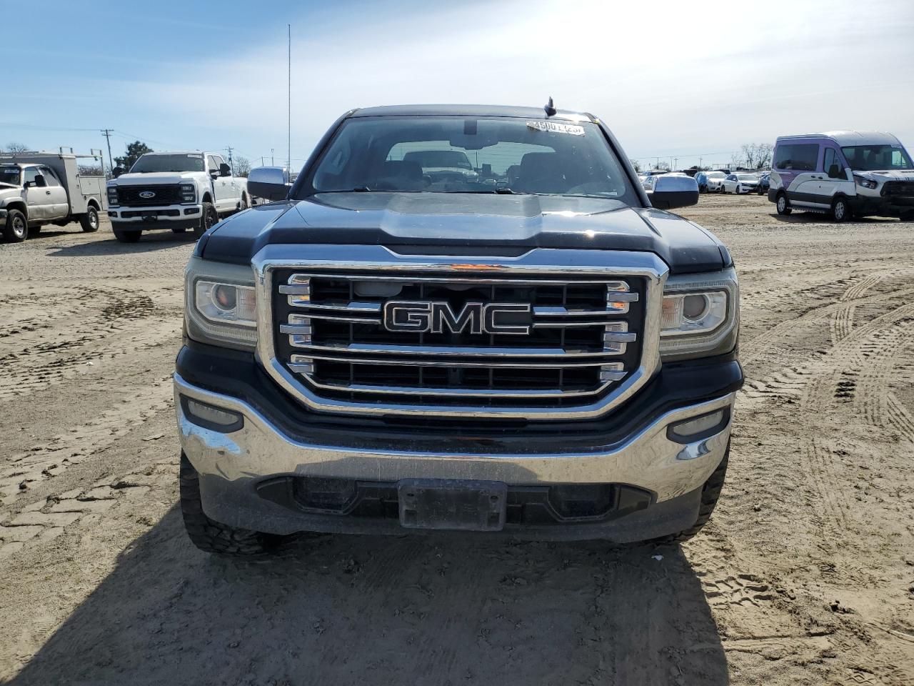 2017 GMC Sierra - Image 5