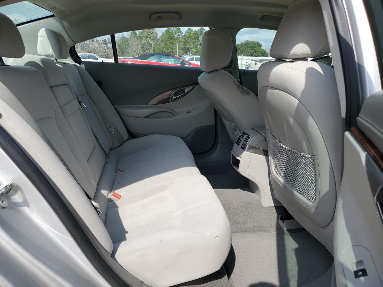 2010 Buick LaCrosse - Image 10
