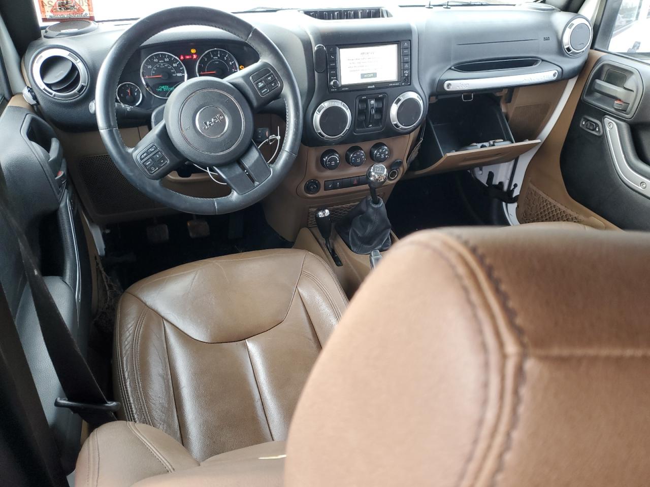 2016 Jeep Wrangler - Image 8