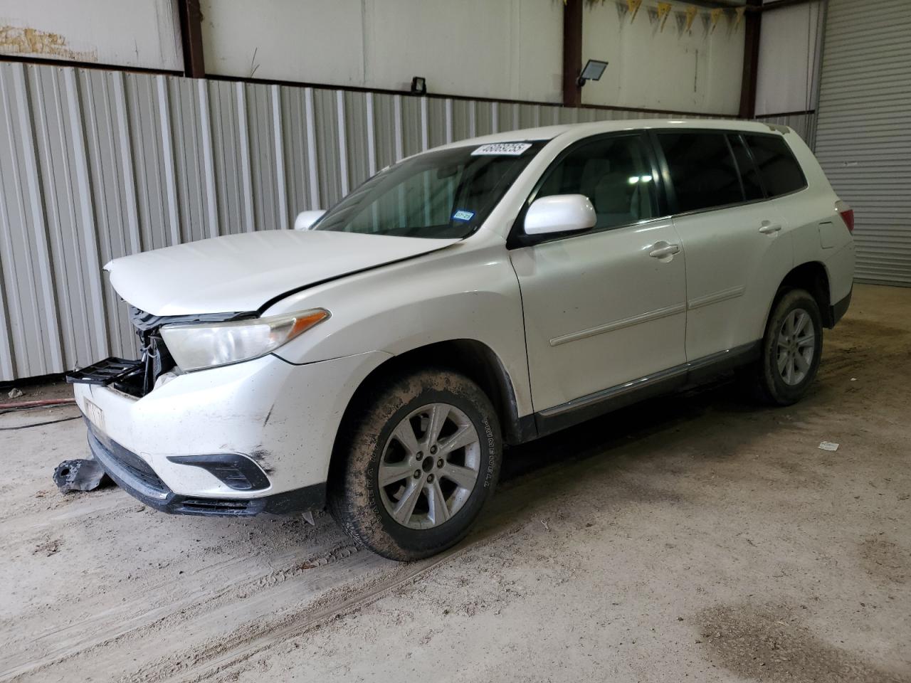 2013 Toyota Highlander - Image 1
