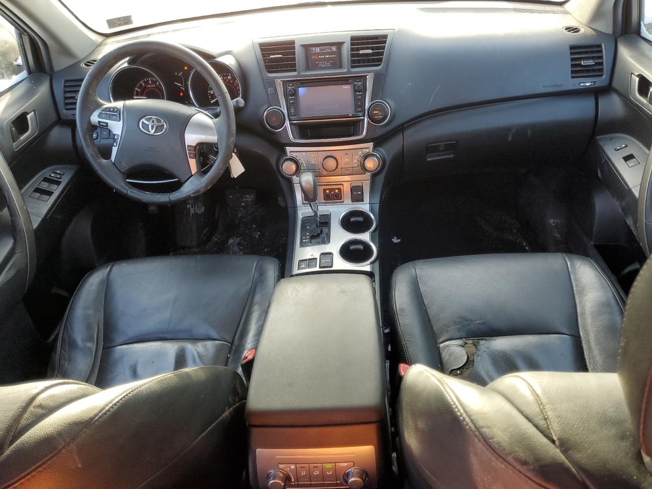 2013 Toyota Highlander - Image 8