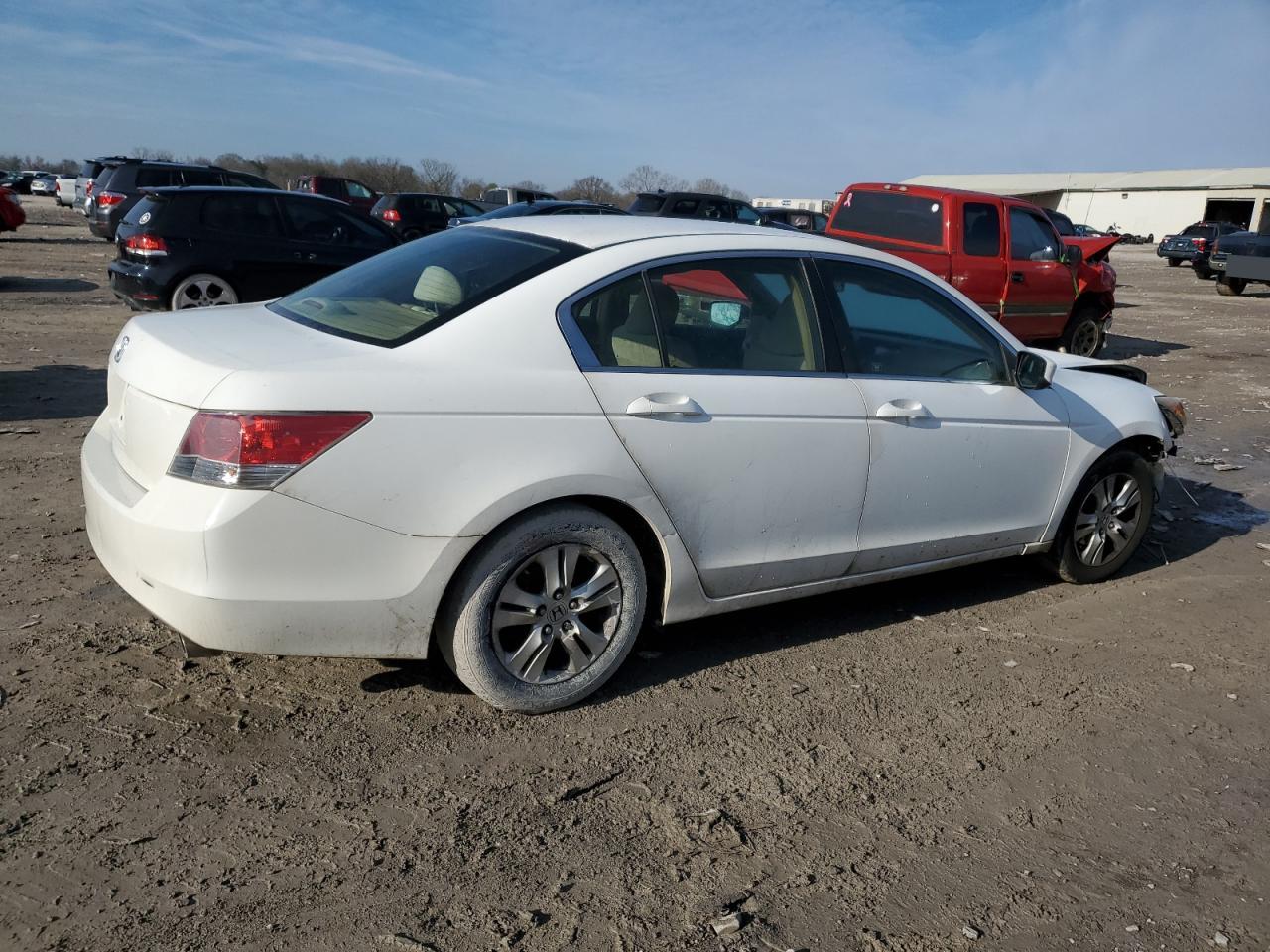2009 Honda Accord - Image 3