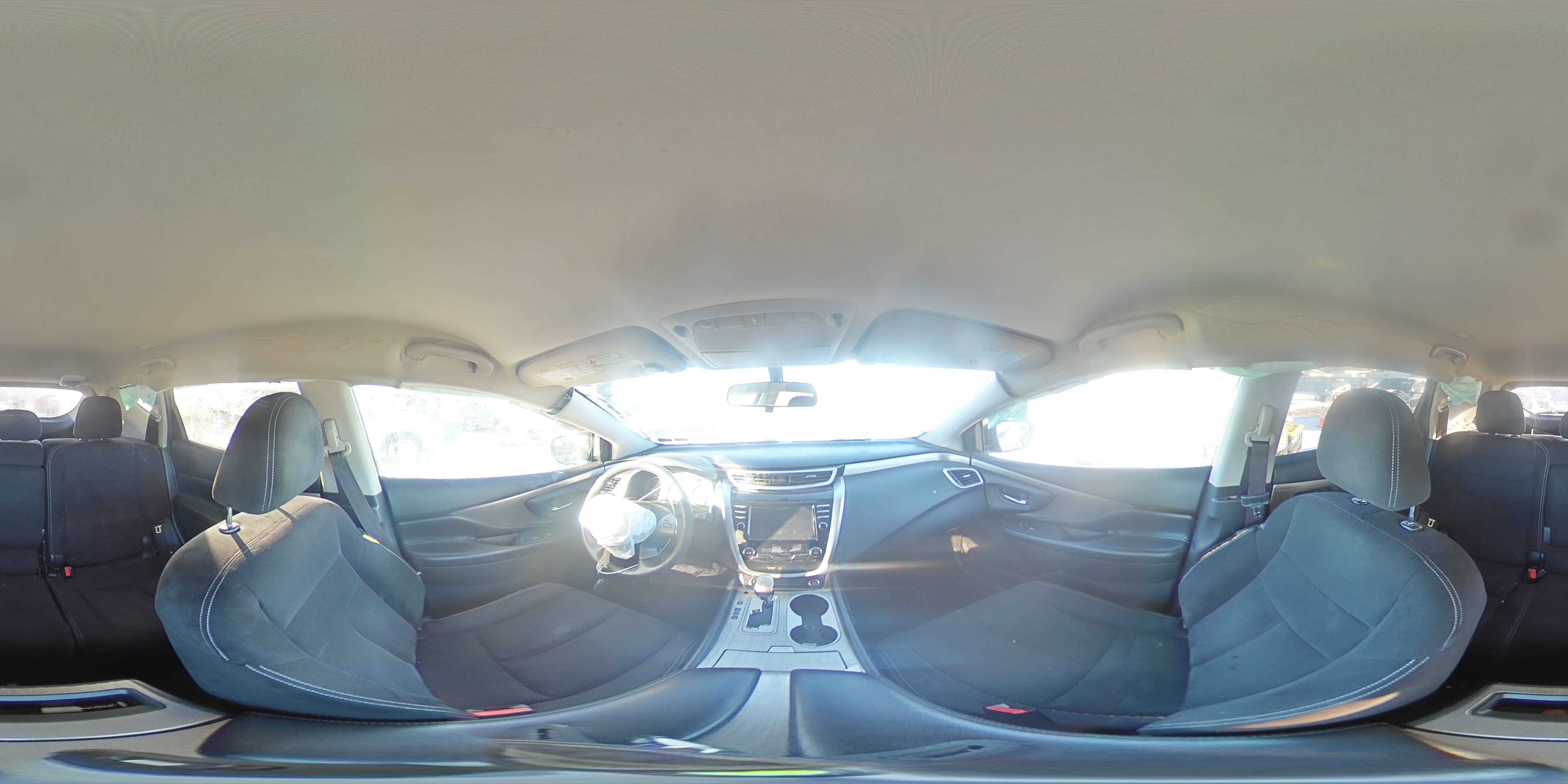 2015 Nissan Murano - Image 13