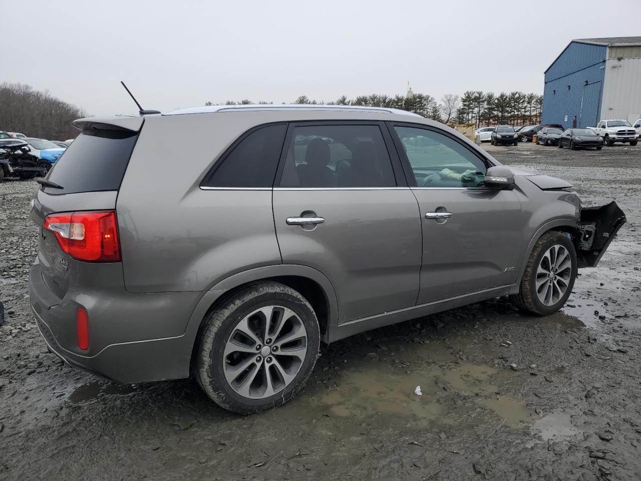 2014 Kia Sorento - Image 3