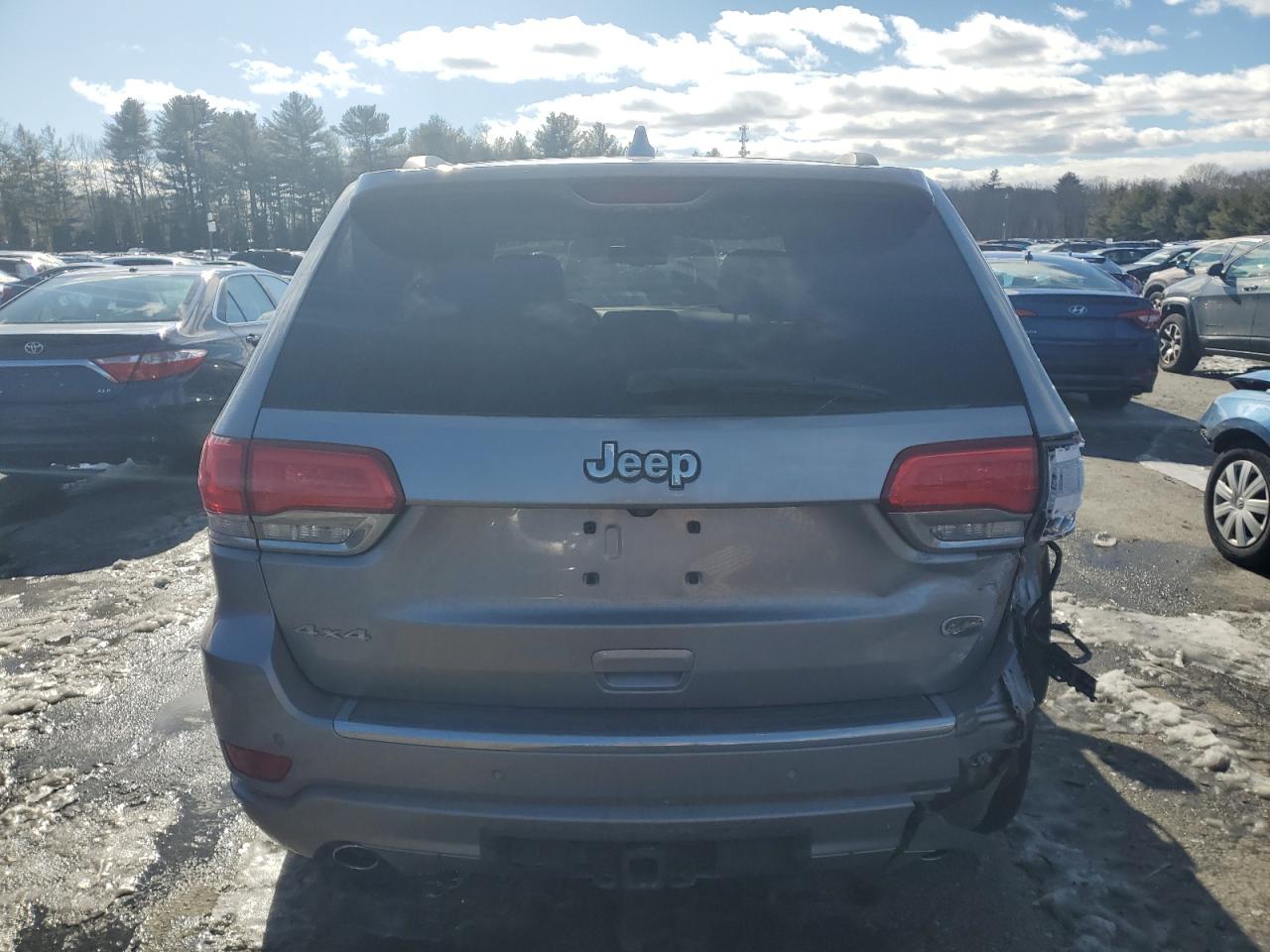2015 Jeep Grand Cherokee - Image 6