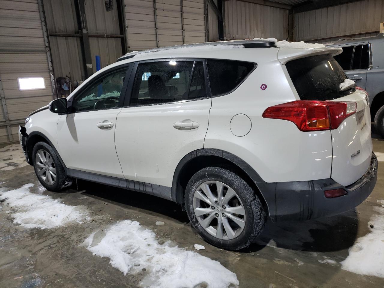 2013 Toyota RAV 4 - Image 2