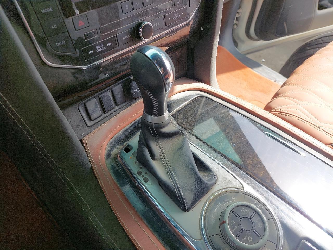 JN8AY2NYXE9068403 - 2014 Nissan Patrol - #44488455