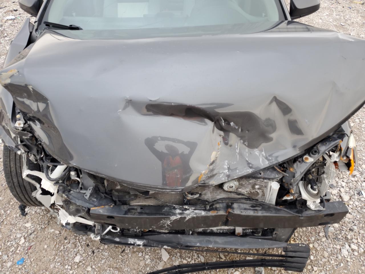 2012 Toyota Camry - Image 12