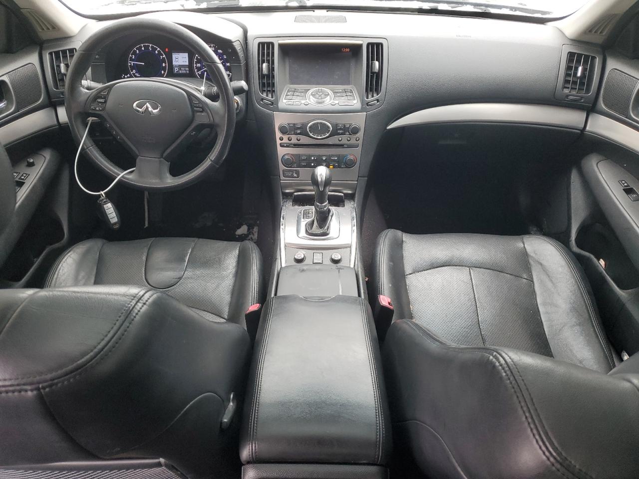 2015 Infiniti Q40 - Image 8