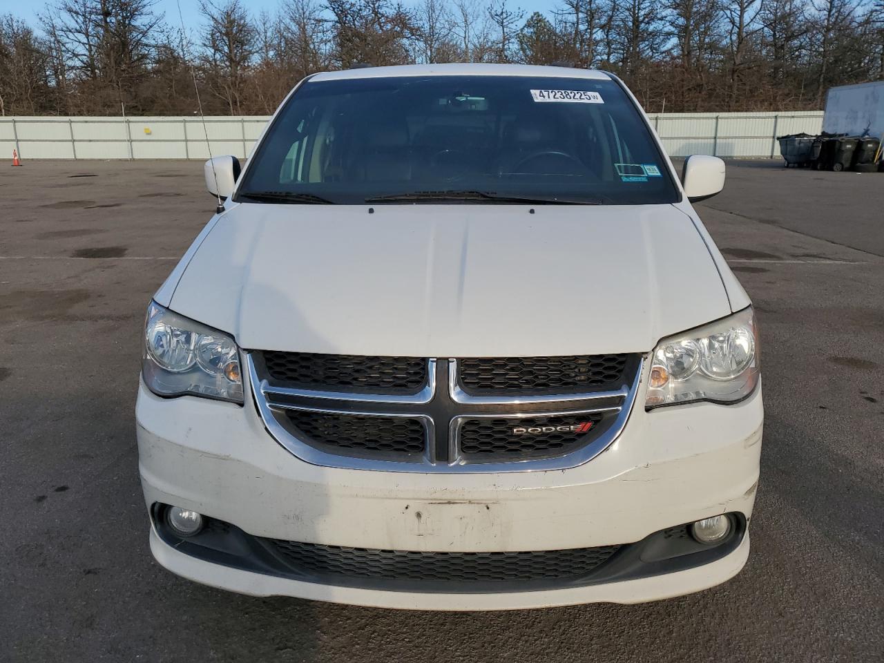 2017 Dodge Caravan - Image 5