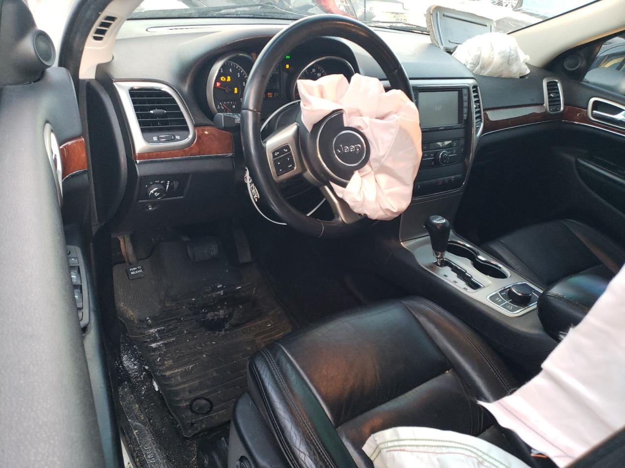 2011 Jeep Grand Cherokee - Image 8