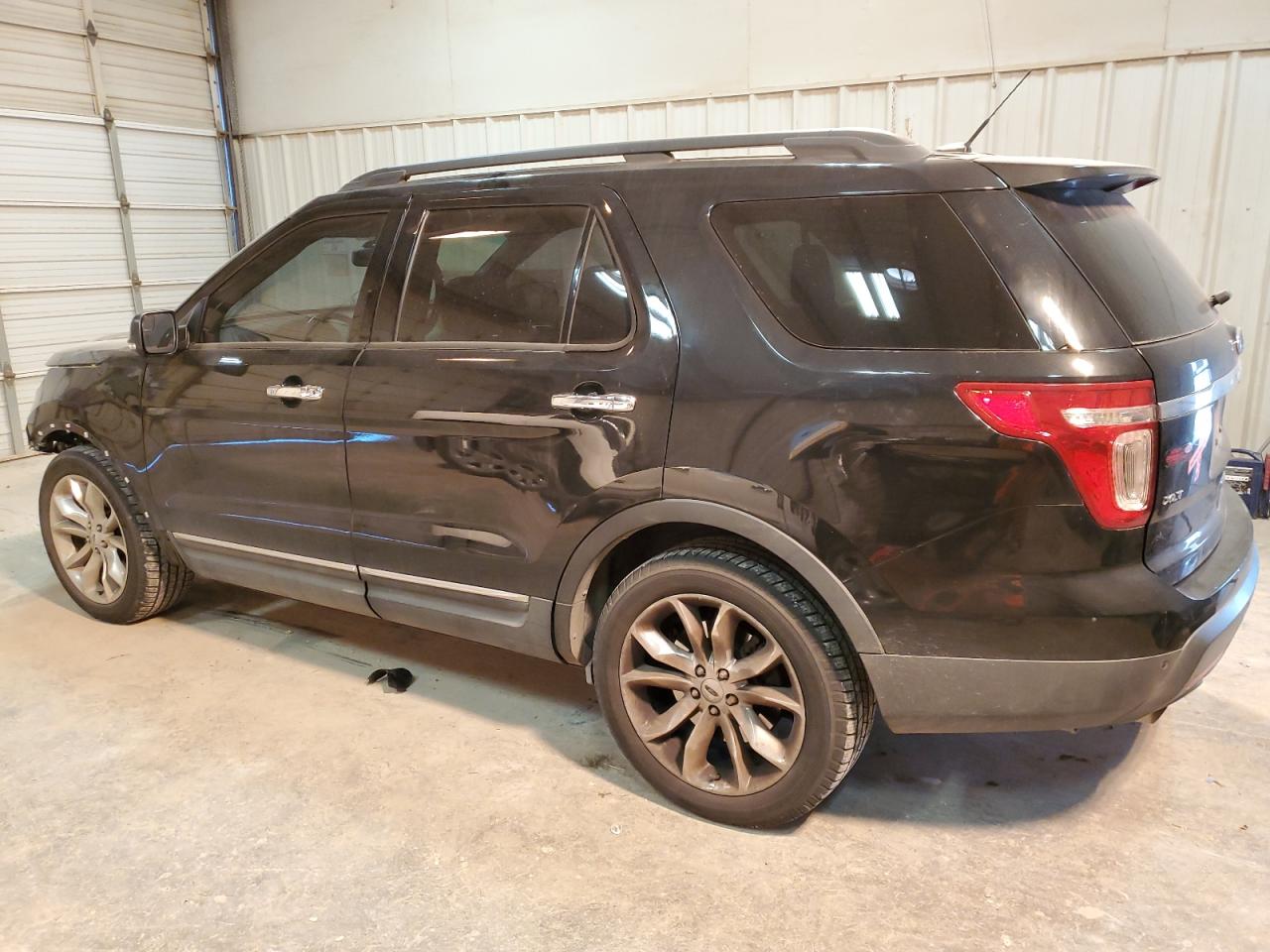 2013 Ford Explorer - Image 2