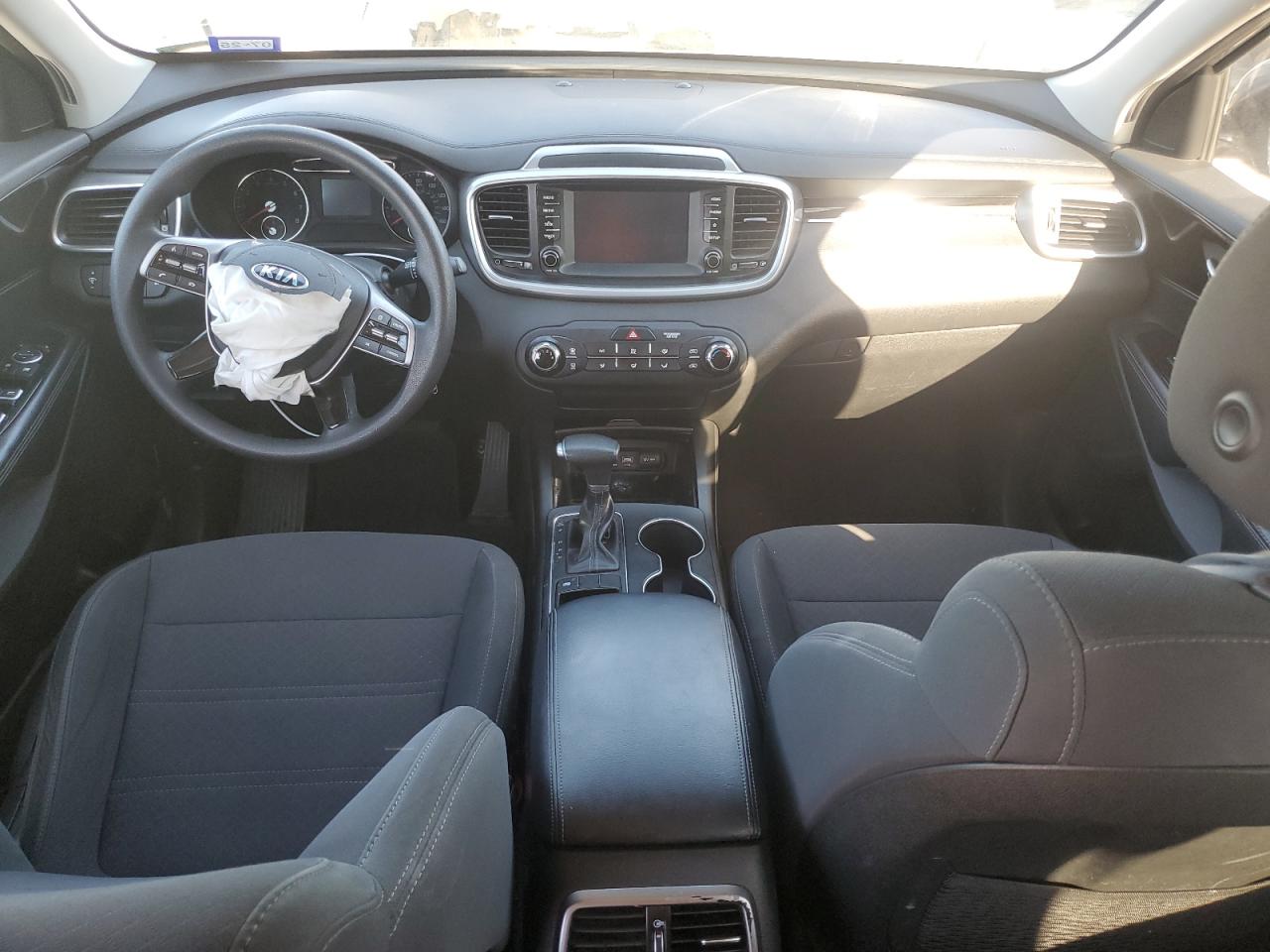 2020 Kia Sorento - Image 8