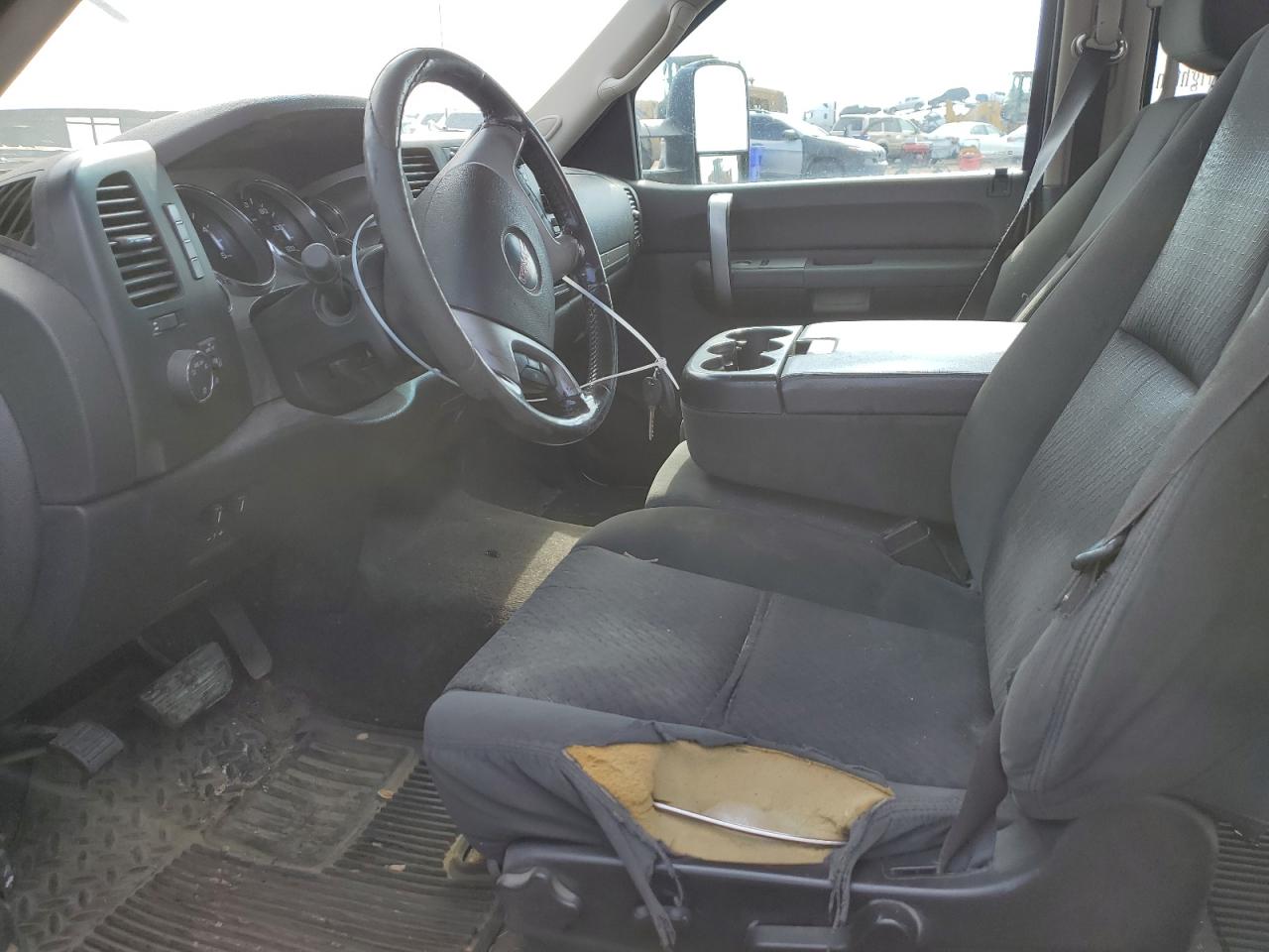 2009 GMC Sierra - Image 7