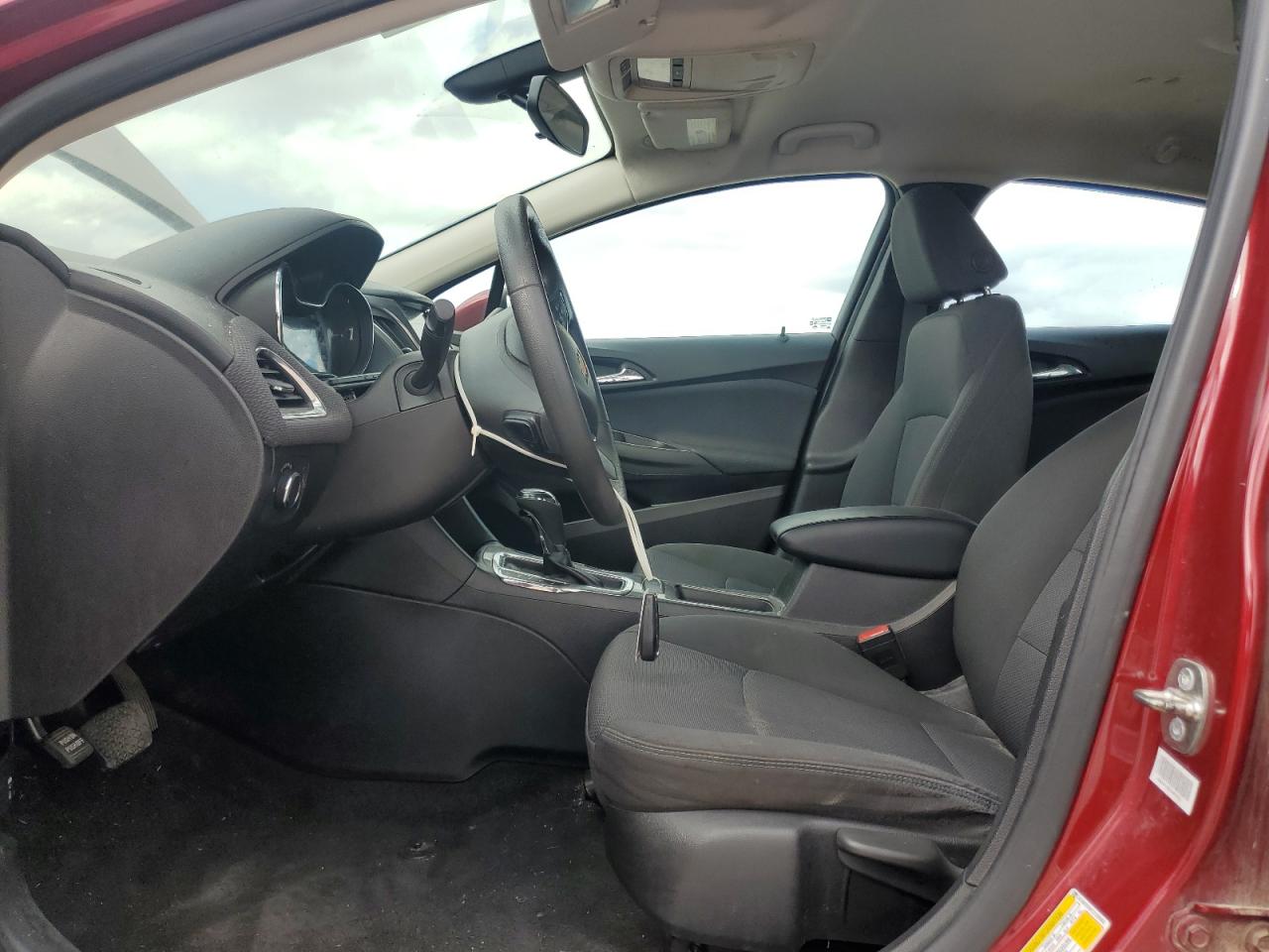 2018 Chevrolet Cruze - Image 7