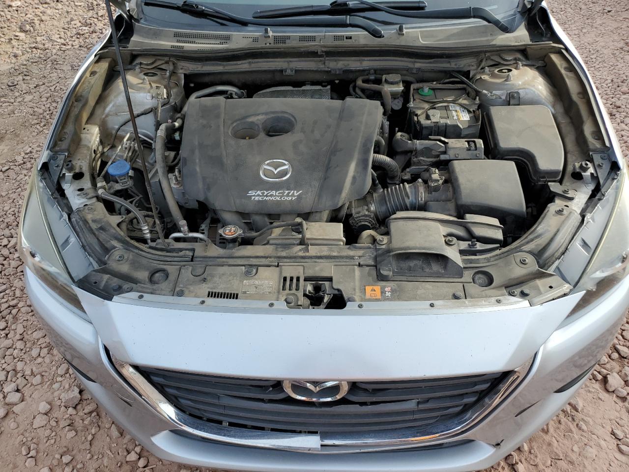 2017 Mazda 3 - Image 12