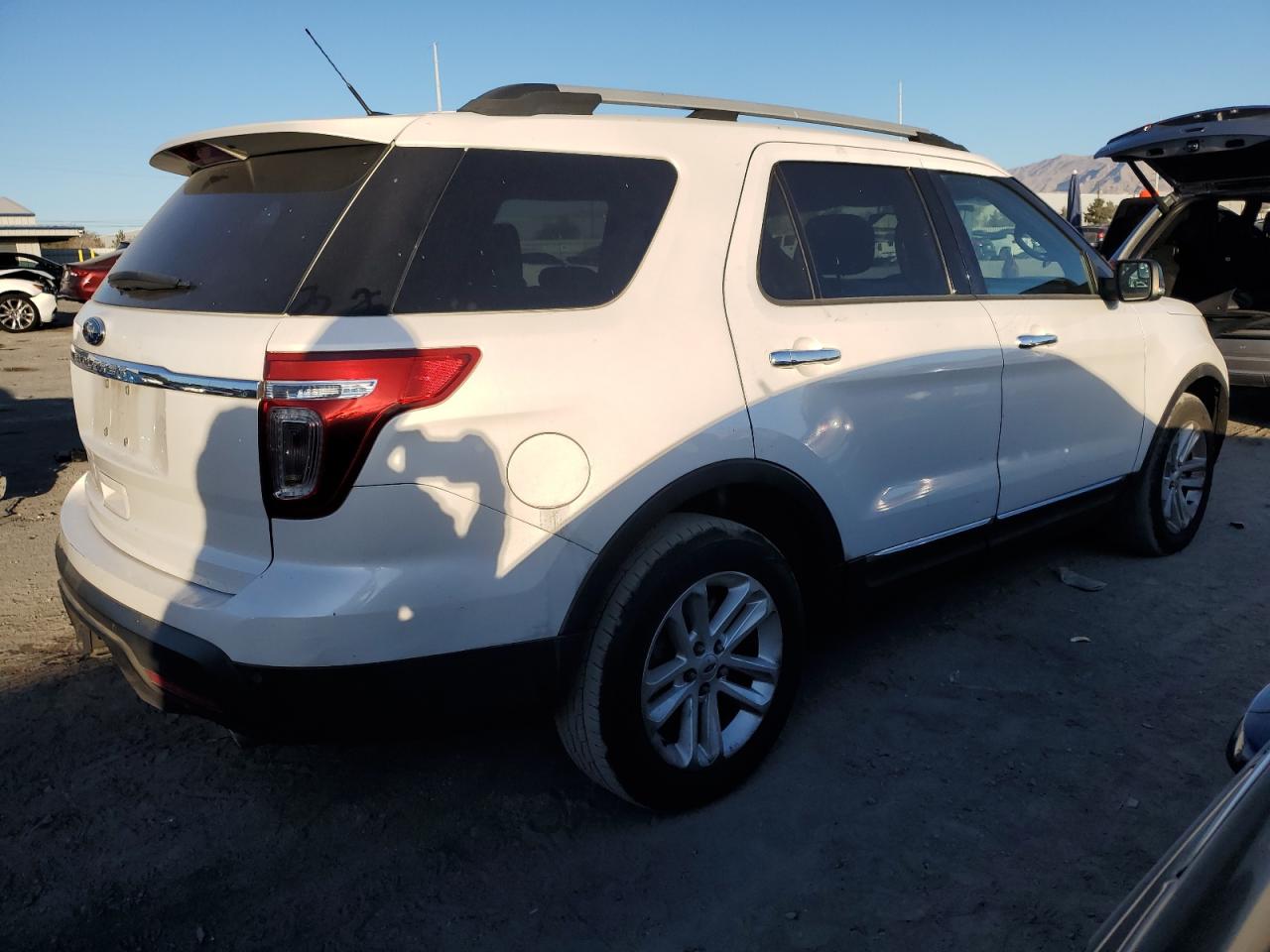 2013 Ford Explorer - Image 3