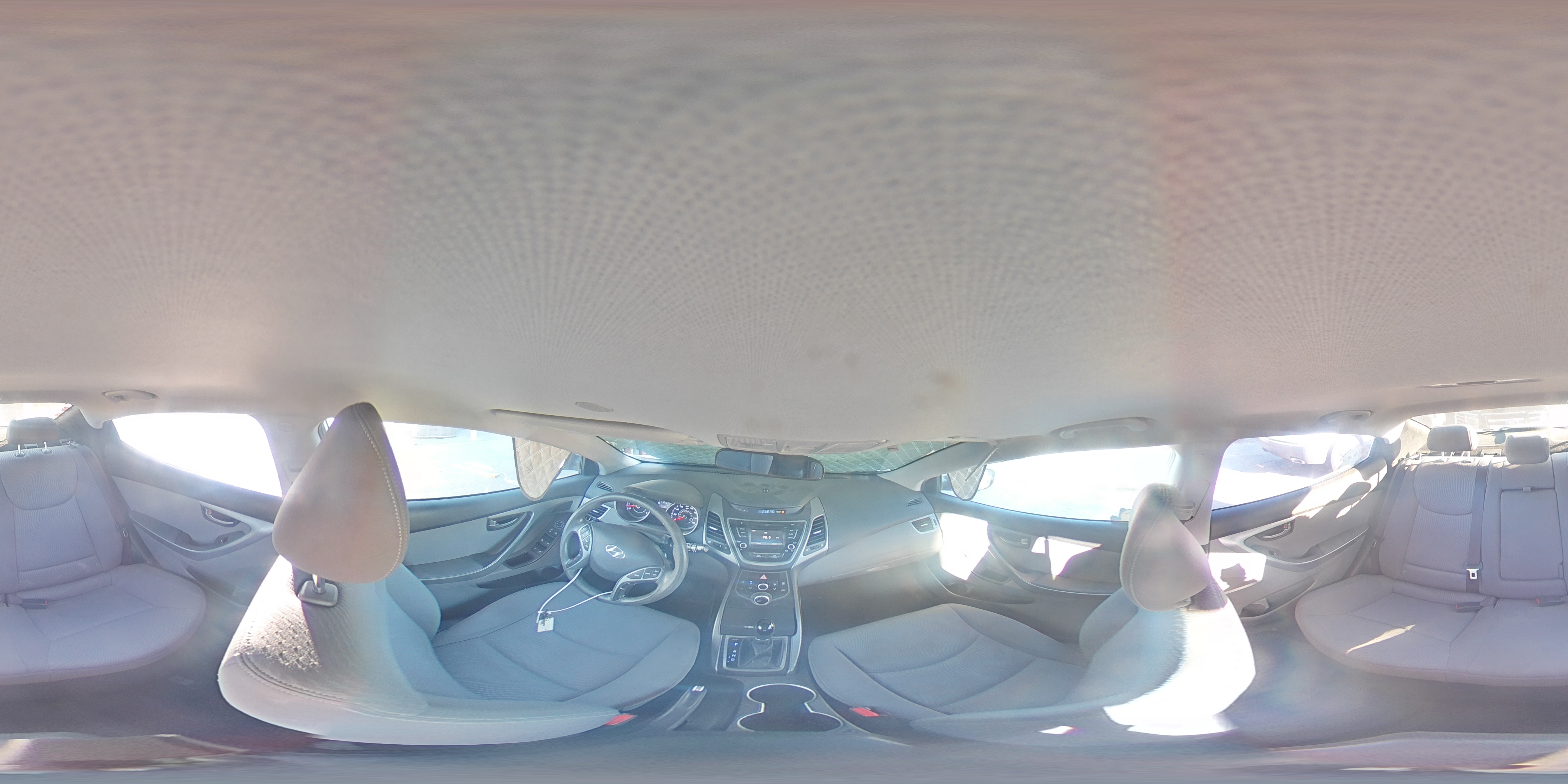 2016 Hyundai Elantra - Image 14