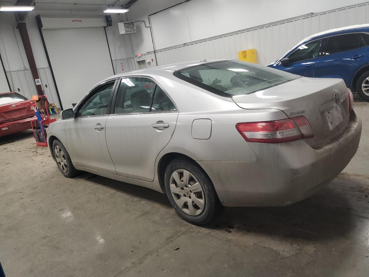 2010 Toyota Camry - Image 2