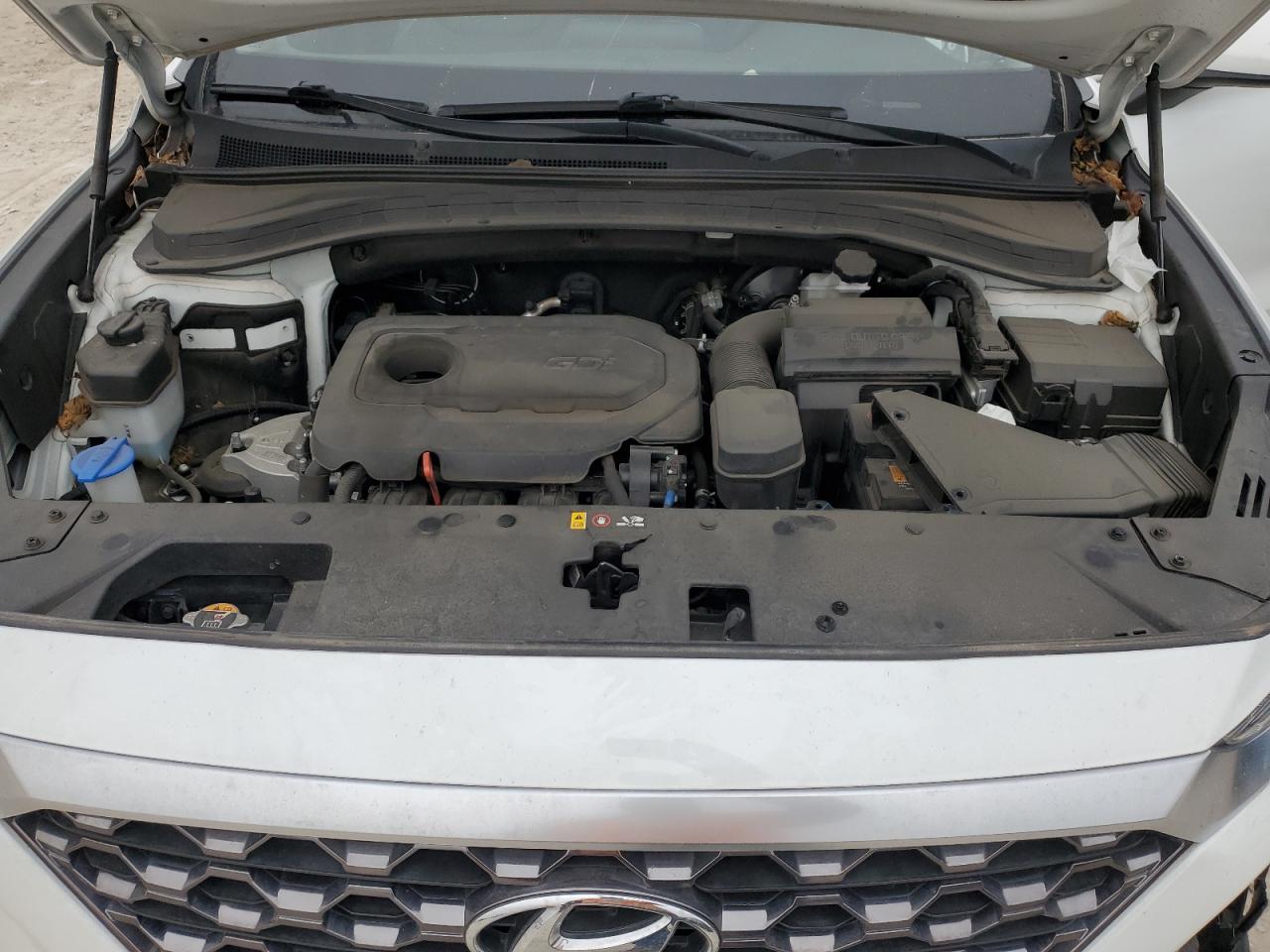 2020 Hyundai Santa Fe - Image 12