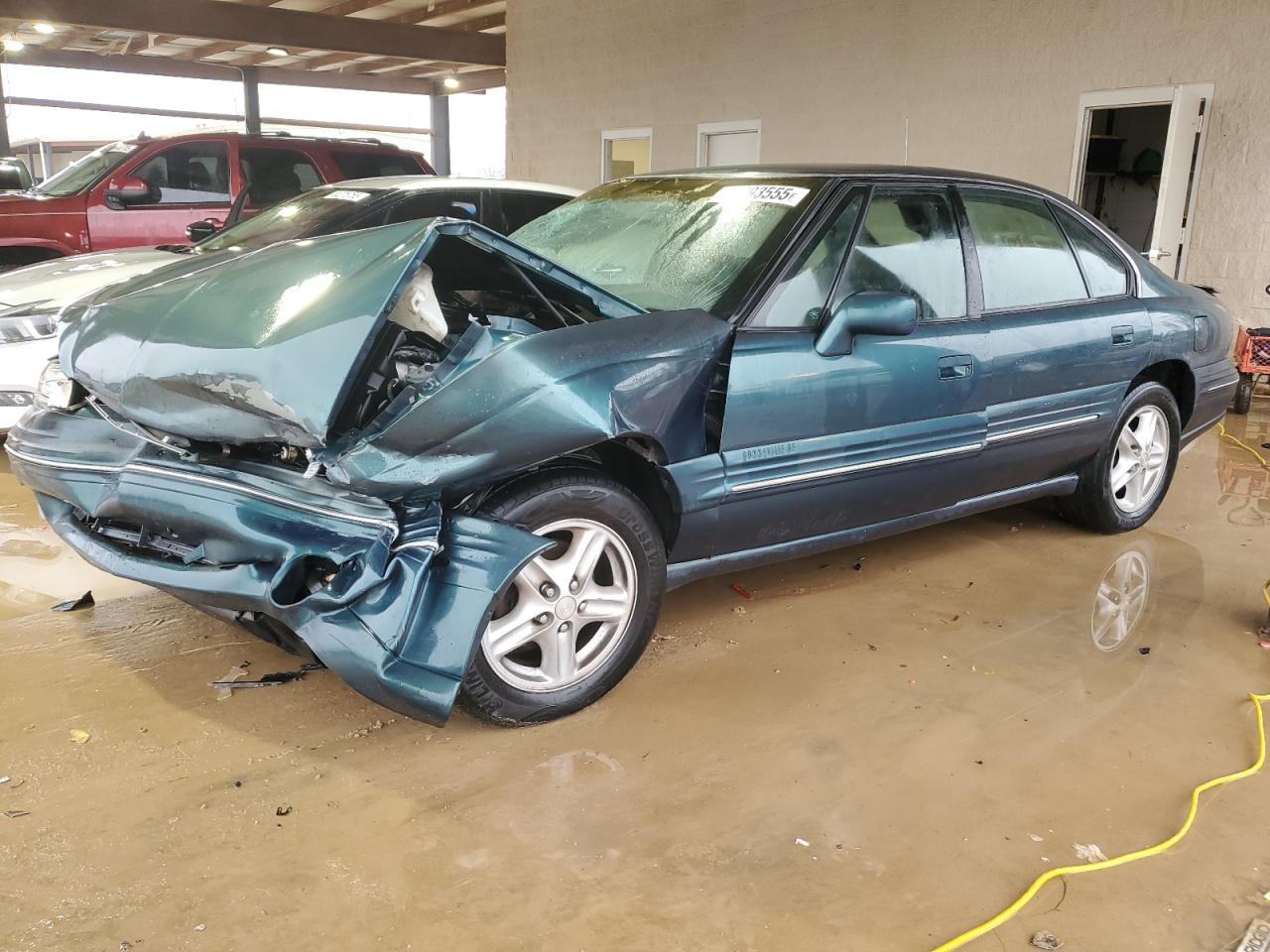 1997 Pontiac Bonneville - Image 1