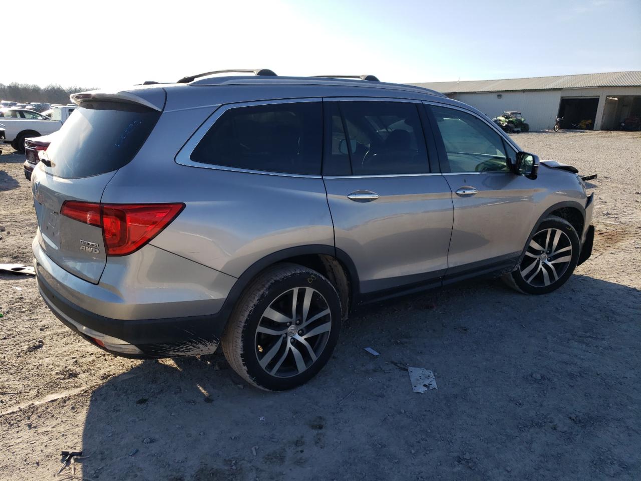 2017 Honda Pilot - Image 3