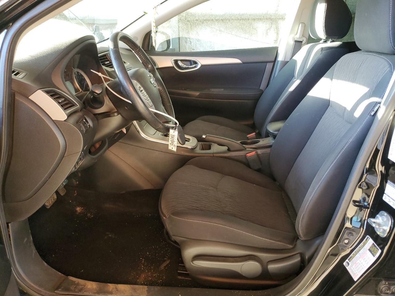 2015 Nissan Sentra - Image 7
