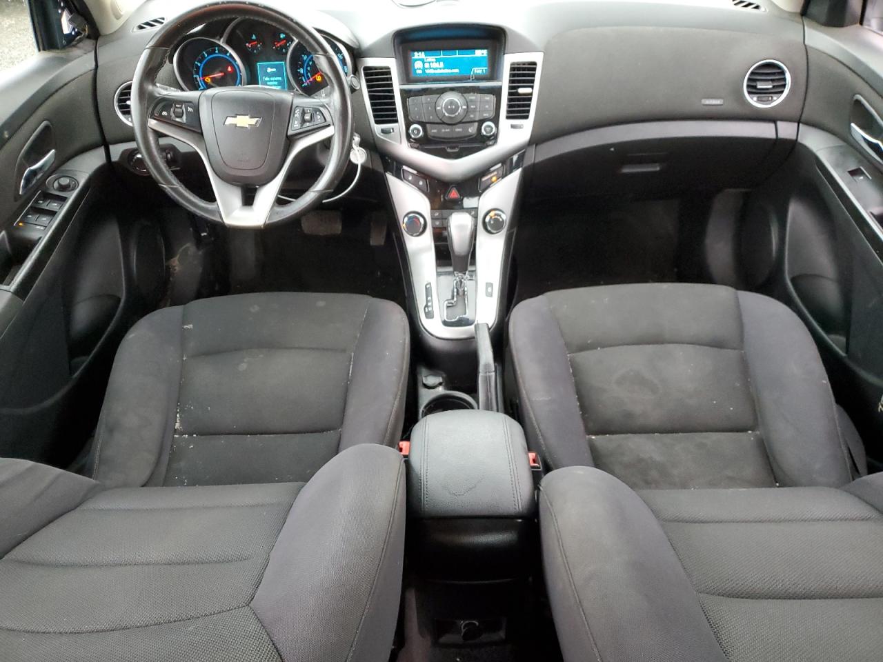 2012 Chevrolet Cruze - Image 8
