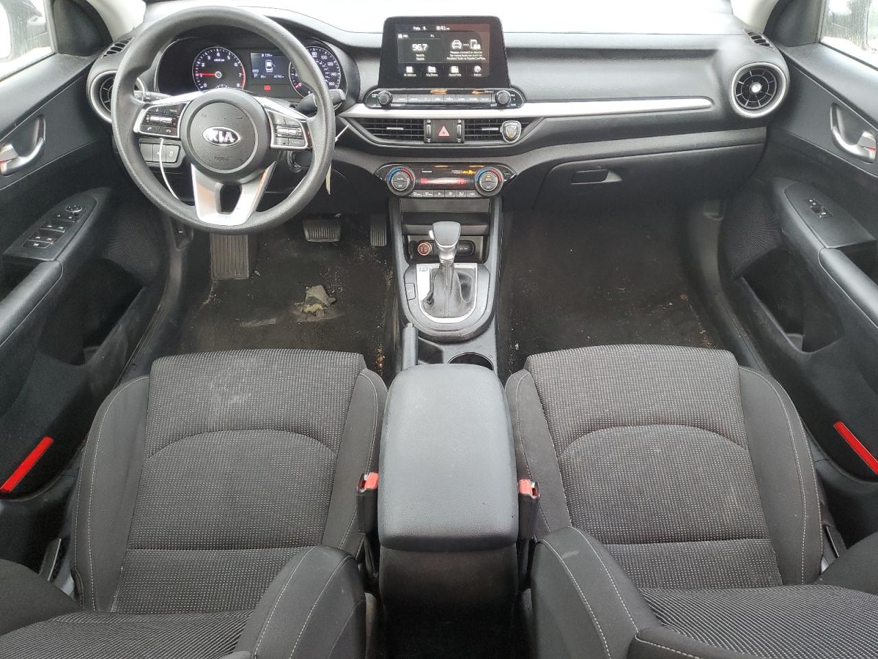 2019 Kia Forte - Image 8