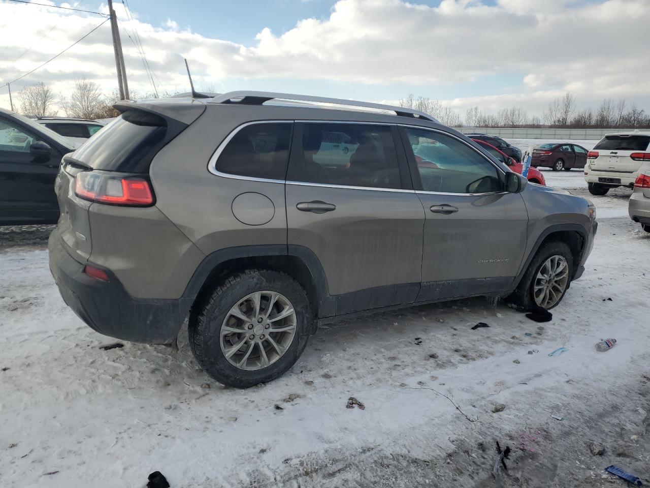 2019 Jeep Grand Cherokee - Image 3