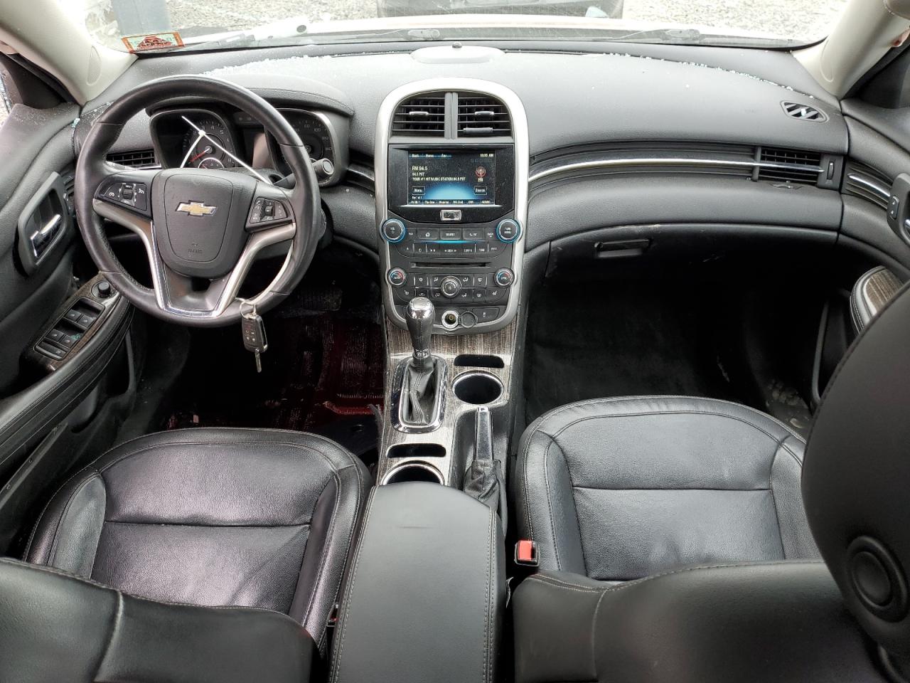 2016 Chevrolet Malibu - Image 8