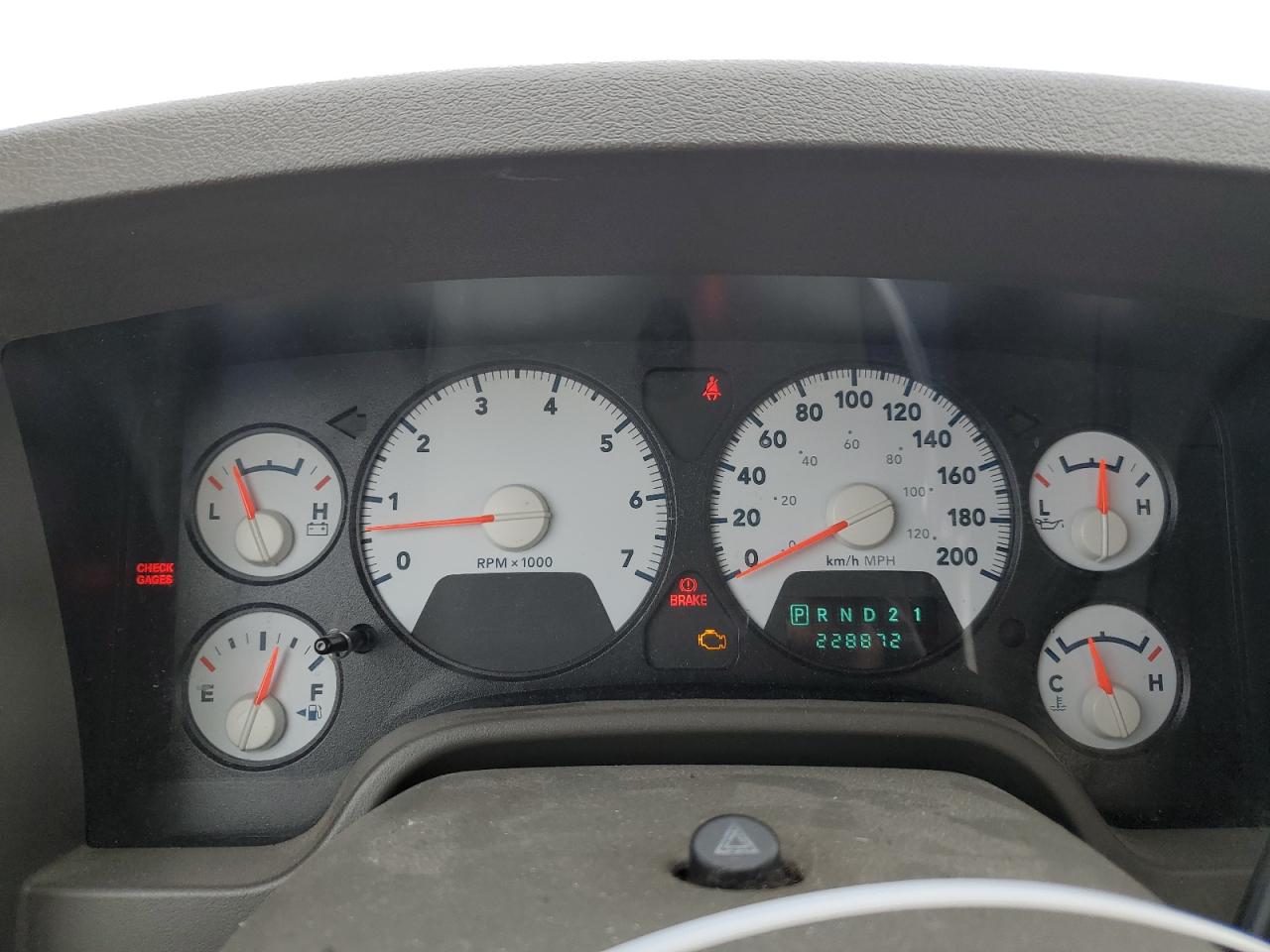 2008 Dodge RAM - Image 9