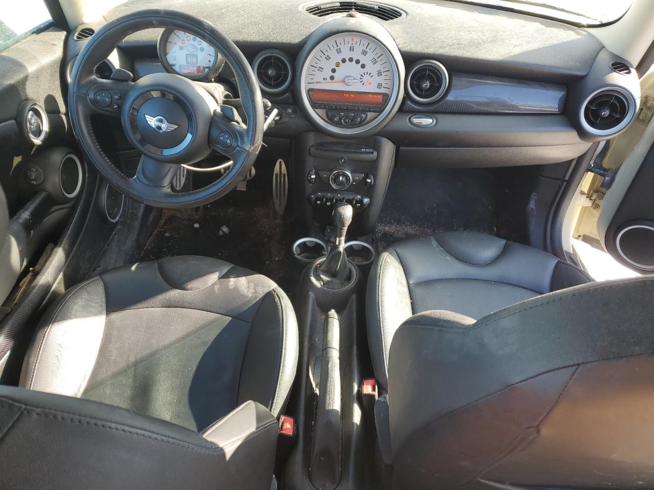 2014 MINI Cooper - Image 8