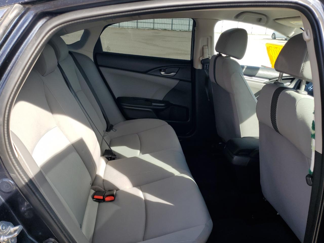 2018 Honda Civic - Image 10